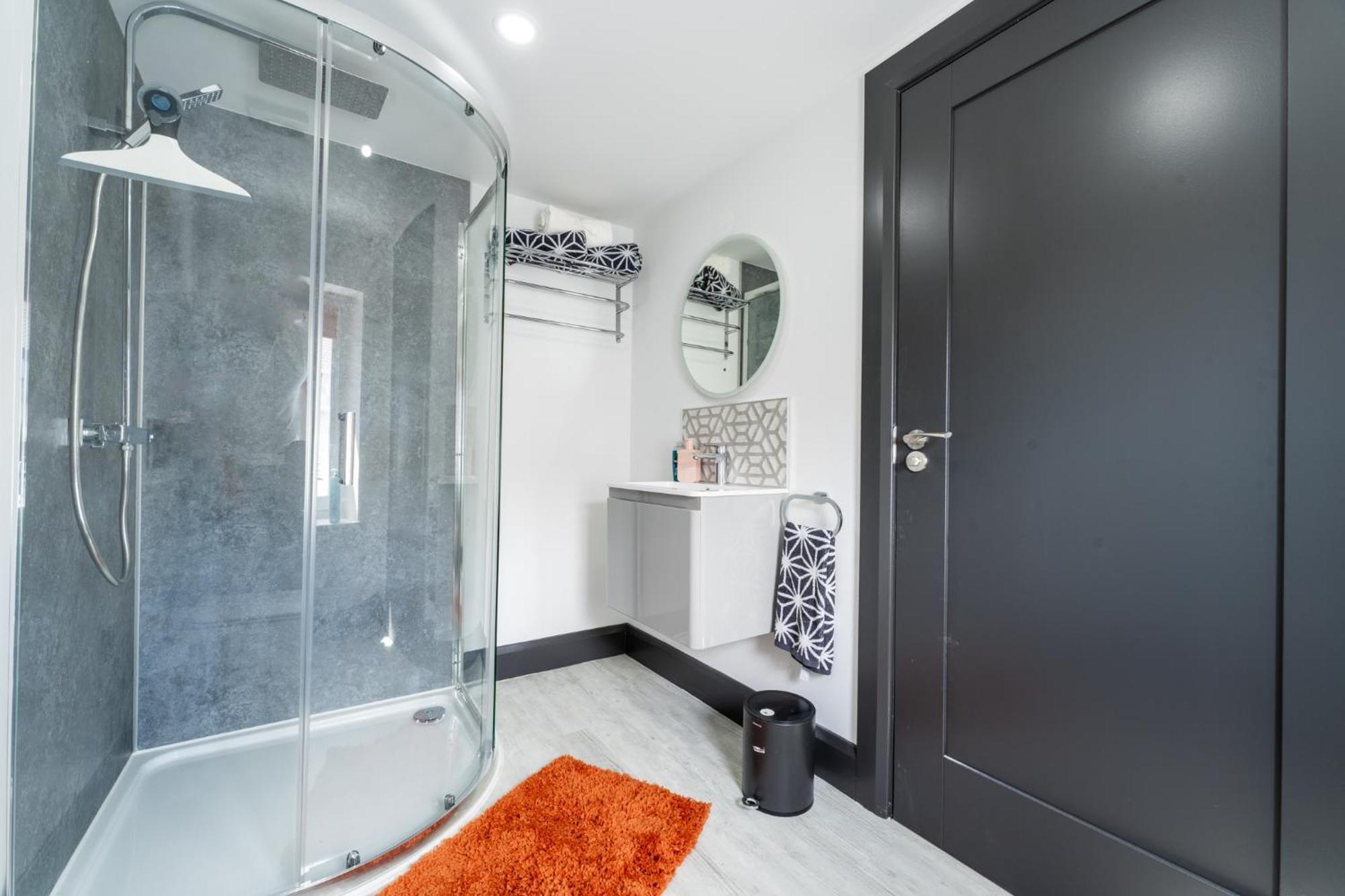 Market Square Apartments Bushmills Ngoại thất bức ảnh